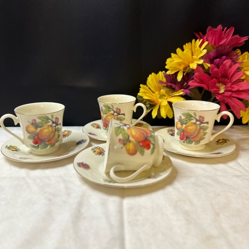 Set Of 4 Vintage Formalities By Baum Brothers Fruit Footed Cups & Saucer Set EVC